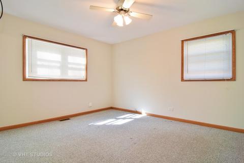 516 Harvard Ln, Hoffman Estates, IL 60169 photo 6