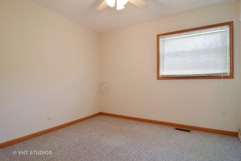 516 Harvard Ln, Hoffman Estates, IL 60169 photo 9