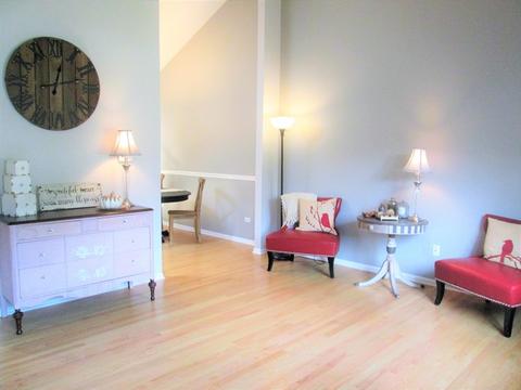 326 N Prospect St, Wheaton, IL 60187 photo 6
