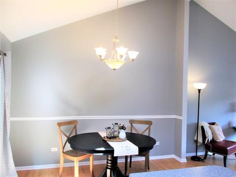 326 N Prospect St, Wheaton, IL 60187 photo 9