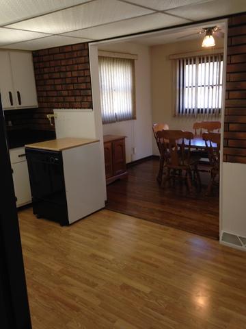 110 E Walnut Ave, Des Plaines, IL 60016 photo 9