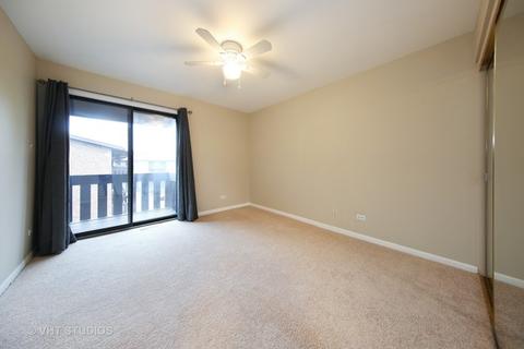 324 Sheridan Dr #2B, Willowbrook, IL 60527 photo 7