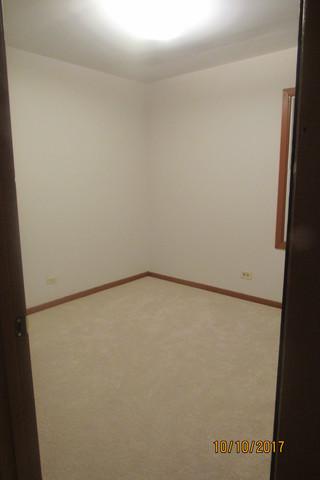 19 N Sumner Ave, Aurora, IL 60505 photo 8