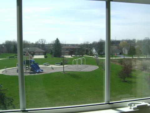 688 Norfolk Ave, Bartlett, IL 60103 photo 28