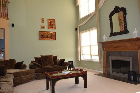 688 Norfolk Ave, Bartlett, IL 60103 photo 9