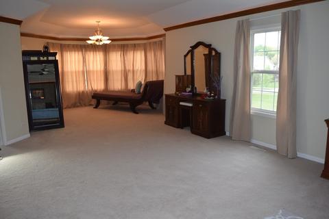 688 Norfolk Ave, Bartlett, IL 60103 photo 19