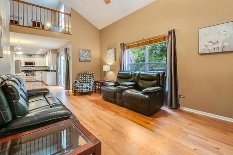 720 Burnside Ct, Aurora, IL 60504 photo 8