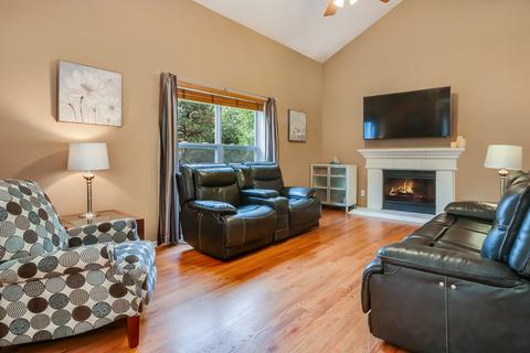 720 Burnside Ct, Aurora, IL 60504 photo 5