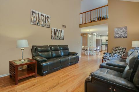 720 Burnside Ct, Aurora, IL 60504 photo 7