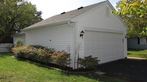 2461 Hedge Row Dr, Aurora, IL 60502 photo 7