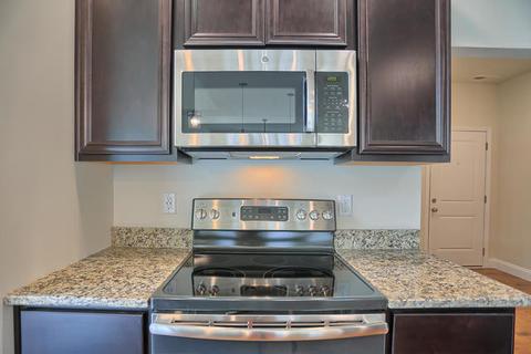 401 Corey Ln, Champaign, IL 61822 photo 8