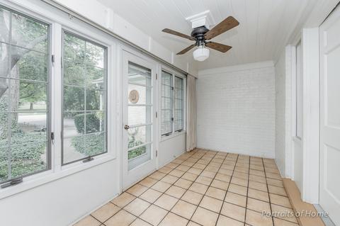 246 E Park Ave, Wheaton, IL 60189 photo 3