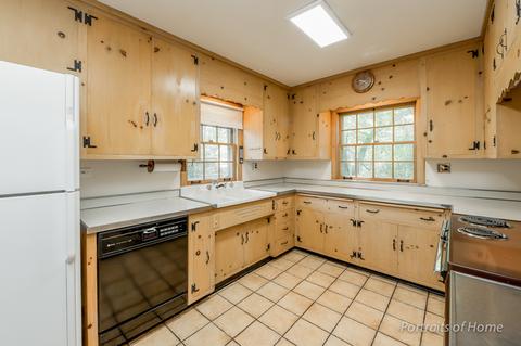 246 E Park Ave, Wheaton, IL 60189 photo 12