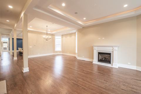 930 E 42nd Pl, Chicago, IL 60653 photo 3