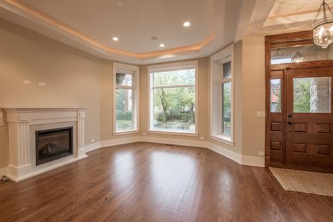 930 E 42nd Pl, Chicago, IL 60653 photo 4