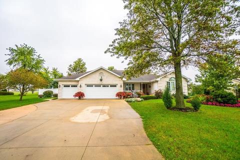 2259 Fox Run Dr, Kankakee, IL 60901 photo 2