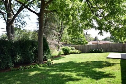 320 Ambleside Rd, Des Plaines, IL 60016 photo 26