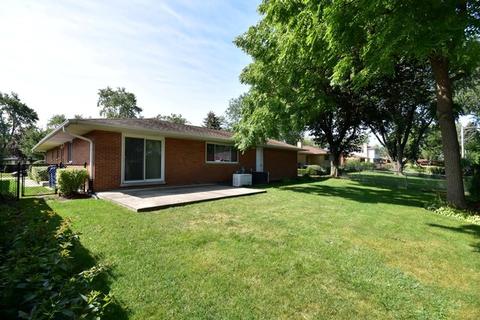 320 Ambleside Rd, Des Plaines, IL 60016 photo 24