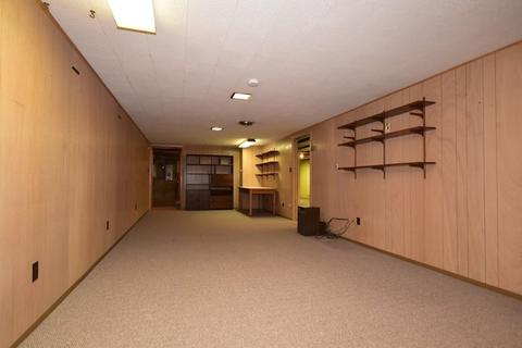 320 Ambleside Rd, Des Plaines, IL 60016 photo 22