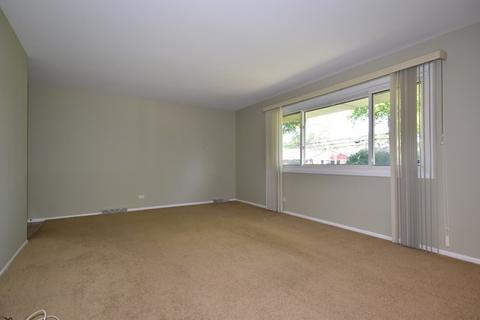 320 Ambleside Rd, Des Plaines, IL 60016 photo 6