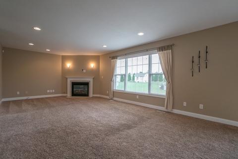 1321 Eagle Bluff Dr, Bourbonnais, IL 60914 photo 6