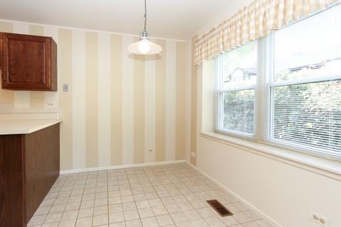 4650 Calvert Dr #D1, Rolling Meadows, IL 60008 photo 11