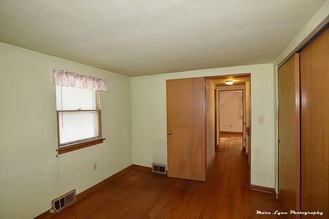 560 4th Ave, Aurora, IL 60505 photo 16