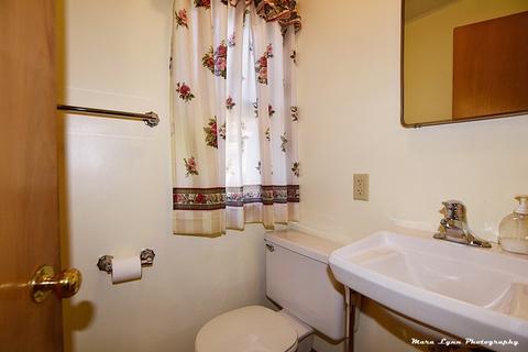 560 4th Ave, Aurora, IL 60505 photo 13