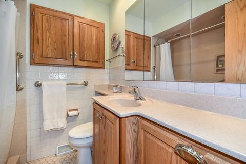 3244 Ronald Rd, Glenview, IL 60025 photo 13