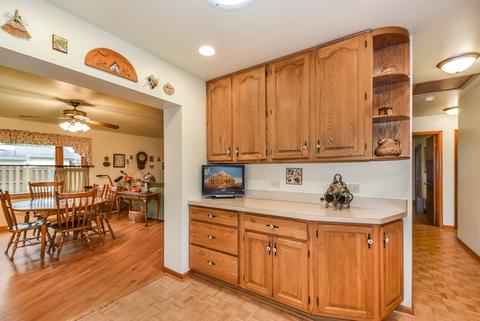 3244 Ronald Rd, Glenview, IL 60025 photo 7