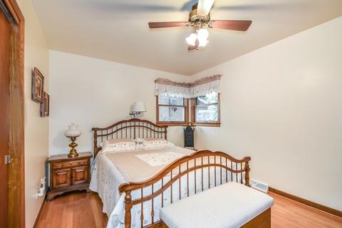 3244 Ronald Rd, Glenview, IL 60025 photo 12