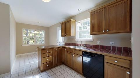 1005 Valley Ave, Mchenry, IL 60051 photo 6