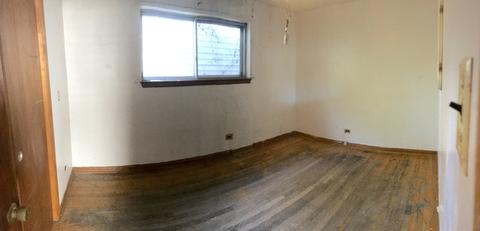 9433 S Champlain Ave, Chicago, IL 60619 photo 8