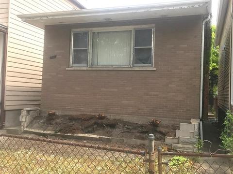 9433 S Champlain Ave, Chicago, IL 60619 photo 1