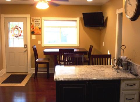 114 N Main St, Seneca, IL 61360 photo 5