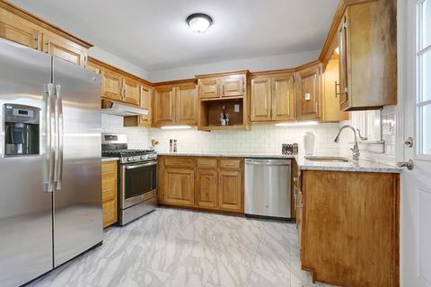 3232 S Schultz Dr, Lansing, IL 60438 photo 4
