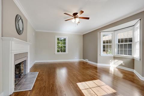 3232 S Schultz Dr, Lansing, IL 60438 photo 2
