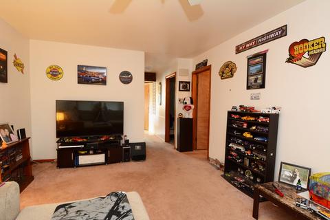 989 S Addison Rd, Addison, IL 60101 photo 24