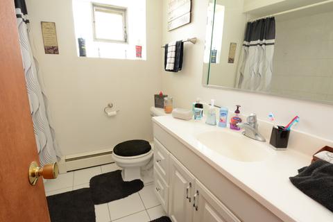 989 S Addison Rd, Addison, IL 60101 photo 21