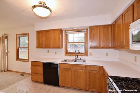 3096 Barnstable Ct, Aurora, IL 60504 photo 9