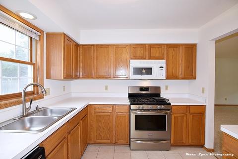 3096 Barnstable Ct, Aurora, IL 60504 photo 12