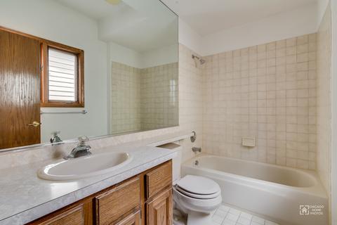 1029 Arbor Ct, Mount Prospect, IL 60056 photo 24