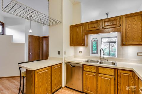 1029 Arbor Ct, Mount Prospect, IL 60056 photo 10
