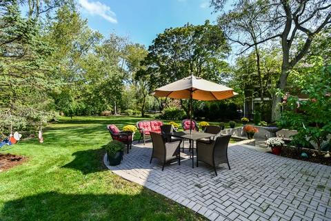 837 Cedar Ln, Northbrook, IL 60062 photo 33