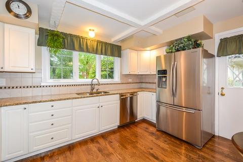 837 Cedar Ln, Northbrook, IL 60062 photo 15