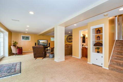 837 Cedar Ln, Northbrook, IL 60062 photo 28