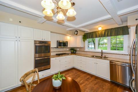 837 Cedar Ln, Northbrook, IL 60062 photo 12