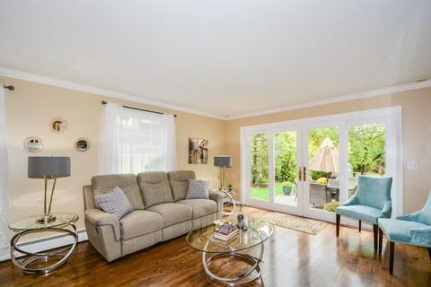 837 Cedar Ln, Northbrook, IL 60062 photo 7