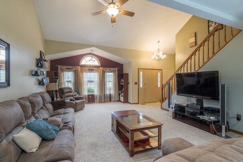 207 Susan Dr, Dwight, IL 60420 photo 4