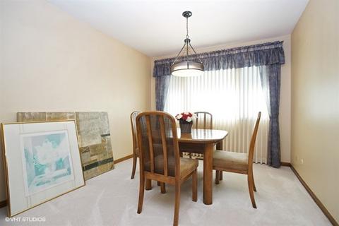1100 Westbury Dr, Hoffman Estates, IL 60192 photo 5